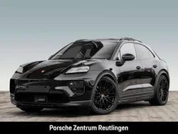Tiefschwarzmetallic Gebraucht 2025 Porsche Macan SUV | 106.500 € (Teuer)
