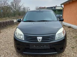 Schwarz Gebraucht 2009 Dacia Sandero Kleinwagen | 1.200 € (Guter Preis)