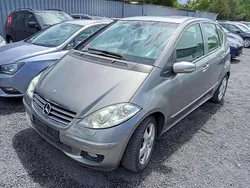 Kometgrau metalliclack Gebraucht 2005 Mercedes A200 Kleinwagen | 1.700 € (Fairer Preis)