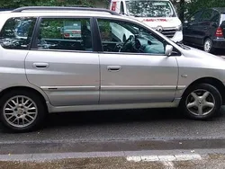 Silber Gebraucht 2002 Mitsubishi Space Star Kombi | 1.200 €