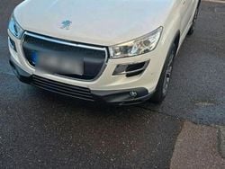 Weiß Gebraucht 2025 Peugeot 4008 SUV | 10.000 €