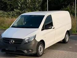 Weiß Gebraucht 2019 Mercedes Vito Van / Kleinbus | 11.999 €