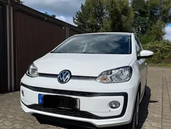 Weiß Gebraucht 2019 VW up! Kleinwagen | 8.000 € (Guter Preis)