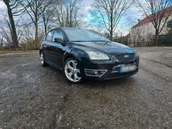 Schwarz Gebraucht 2006 Ford Focus ST Limousine | 5.800 €