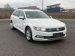 Weiß Gebraucht 2015 VW Passat Comfortline Kombi | 8.900 € (Fairer Preis)