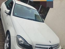 Weiß Gebraucht 2012 Mercedes C180 Limousine | 8.900 € (Guter Preis)