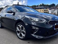 Schwarz Gebraucht 2019 Kia Ceed Platinum Edition Kleinwagen | 14.500 € (Etwas zu teuer)