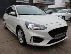 Weiß Gebraucht 2020 Ford Focus ST-Line Kombi | 13.920 € (Guter Preis)