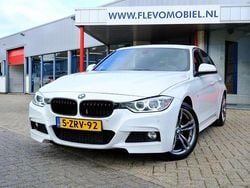 Weiß Gebraucht 2015 BMW 316 M Sport Limousine | 11.350 € (Guter Preis)