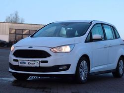 Weiß Gebraucht 2019 Ford Grand C-Max Trend Van / Kleinbus | 14.377 € (Fairer Preis)