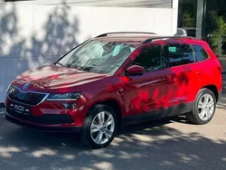 Rot Gebraucht 2019 Skoda Karoq Style SUV | 21.880 € (Etwas zu teuer)
