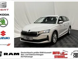 Weiß Neu 2025 Skoda Octavia Selection Kombi | 30.990 € (Guter Preis)