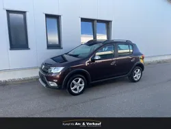 Braun Gebraucht 2017 Dacia Sandero Stepway Kleinwagen | 10.980 € (Guter Preis)