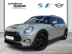 Grau Gebraucht 2017 Mini Cooper Clubman Kombi | 19.490 € (Etwas zu teuer)