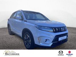 Weiß Gebraucht 2021 Suzuki Vitara Comfort+ Limousine | 21.450 € (Fairer Preis)