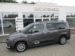 Grau Gebraucht 2019 Citroën Berlingo Shine Van / Kleinbus | 18.900 €