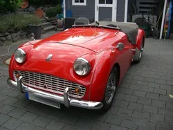 Rot Gebraucht 1959 Triumph TR3 Cabrio | 27.000 €