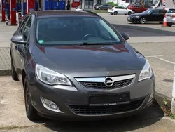 Gebraucht 2011 Opel Astra Sport Kombi | 3.900 € (Guter Preis)