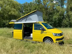 Gelb Gebraucht 2015 VW T6 California Van | 39.500 €