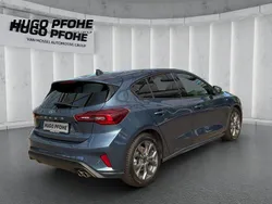 Blau Gebraucht 2024 Ford Focus Limousine | 26.349 € (Guter Preis)