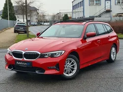 Rot Gebraucht 2020 BMW 320 Sport Line Kombi | 21.650 € (Superpreis)