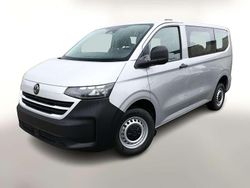 Light grey metallic Gebraucht 2024 VW T7 S Van | 38.710 €