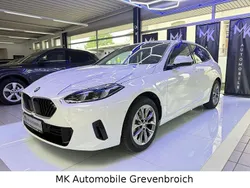 Weiß Gebraucht 2024 BMW 120 Sport Line Kleinwagen | 29.998 € (Superpreis)