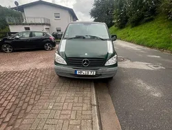 Grün Gebraucht 2006 Mercedes Vito Van / Kleinbus | 3.000 €