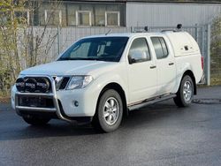 Weiß Gebraucht 2011 Nissan Navara Abholung | 9.999 € (Teuer)