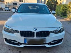 Weiß Gebraucht 2013 BMW 316 Sport Line Limousine | 9.900 € (Fairer Preis)