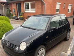 Schwarz Gebraucht 1999 VW Lupo Basis Kleinwagen | 1.200 € (Fairer Preis)