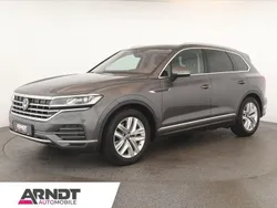 Siliziumgrau Gebraucht 2021 VW Touareg Atmosphere SUV | 39.884 € (Superpreis)