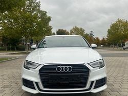 Weiß Gebraucht 2019 Audi A3 S-Line Limousine | 17.900 € (Guter Preis)