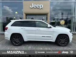 Weiß (bright white clear coat) Gebraucht 2020 Jeep Grand Cherokee SUV | 35.490 € (Teuer)