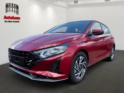 Rot Neu 2025 Hyundai i20 Trend Kleinwagen | 22.985 € (Etwas zu teuer)