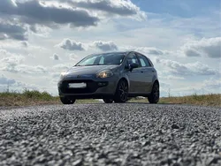 Grau Gebraucht 2011 Fiat Punto Evo Kleinwagen | 3.500 €