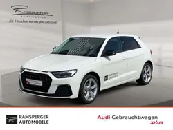 Cortinaweiß mythosschwarz meta Gebraucht 2024 Audi A1 Advanced Plus Kleinwagen | 23.480 € (Fairer Preis)