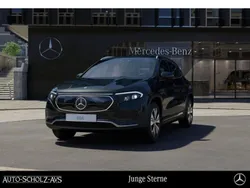 Metalliclack kosmosschwarz Gebraucht 2022 Mercedes EQA250 Progressive SUV | 29.988 € (Guter Preis)