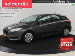 Grau Gebraucht 2018 Ford Focus Trend Limousine | 7.100 € (Superpreis)