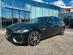 Grün Gebraucht 2021 Jaguar XF Sportbrake SE Kombi | 33.900 € (Teuer)