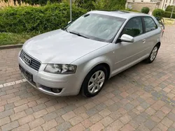 Silber Gebraucht 2003 Audi A3 Ambiente Limousine | 4.500 € (Etwas zu teuer)