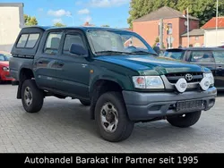 Grün Gebraucht 2002 Toyota HiLux Abholung | 7.200 € (Fairer Preis)
