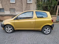 Bronze Gebraucht 1999 Toyota Yaris Kleinwagen | 1.400 € (Etwas zu teuer)