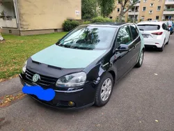 Grün Gebraucht 2004 VW Golf V Coupé | 1.950 € (Fairer Preis)