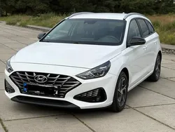 Weiß Gebraucht 2021 Hyundai i30 Edition 30 Kombi | 17.500 € (Etwas zu teuer)