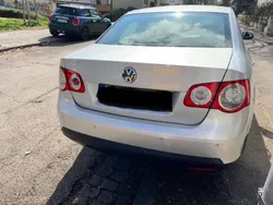 Grau Gebraucht 2006 VW Jetta Comfortline Limousine | 5.800 € (Fairer Preis)