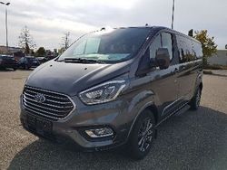 Magnetic grau metallic Gebraucht 2024 Ford Tourneo Custom Titanium X Van | 51.900 €