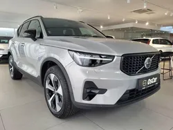 Silber Gebraucht 2024 Volvo XC40 Business Edition SUV | 36.970 € (Fairer Preis)