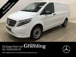 Weiß Gebraucht 2023 Mercedes Vito Van / Kleinbus | 44.999 €