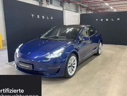 Blau Gebraucht 2021 Tesla Model 3 Long Range RWD Limousine | 26.300 € (Etwas zu teuer)